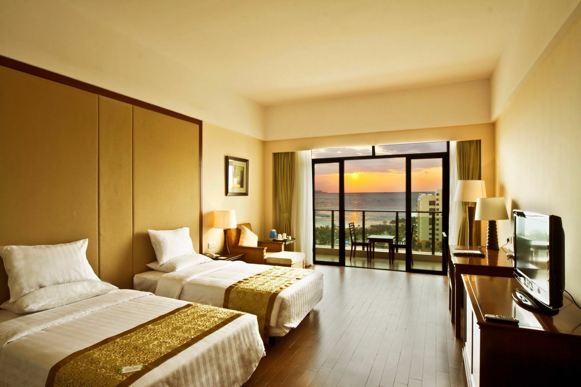 Sisuo Seaview Hotel Szanja Kültér fotó